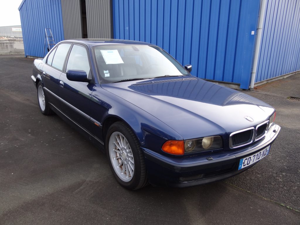 BMW Série 7 740i E38