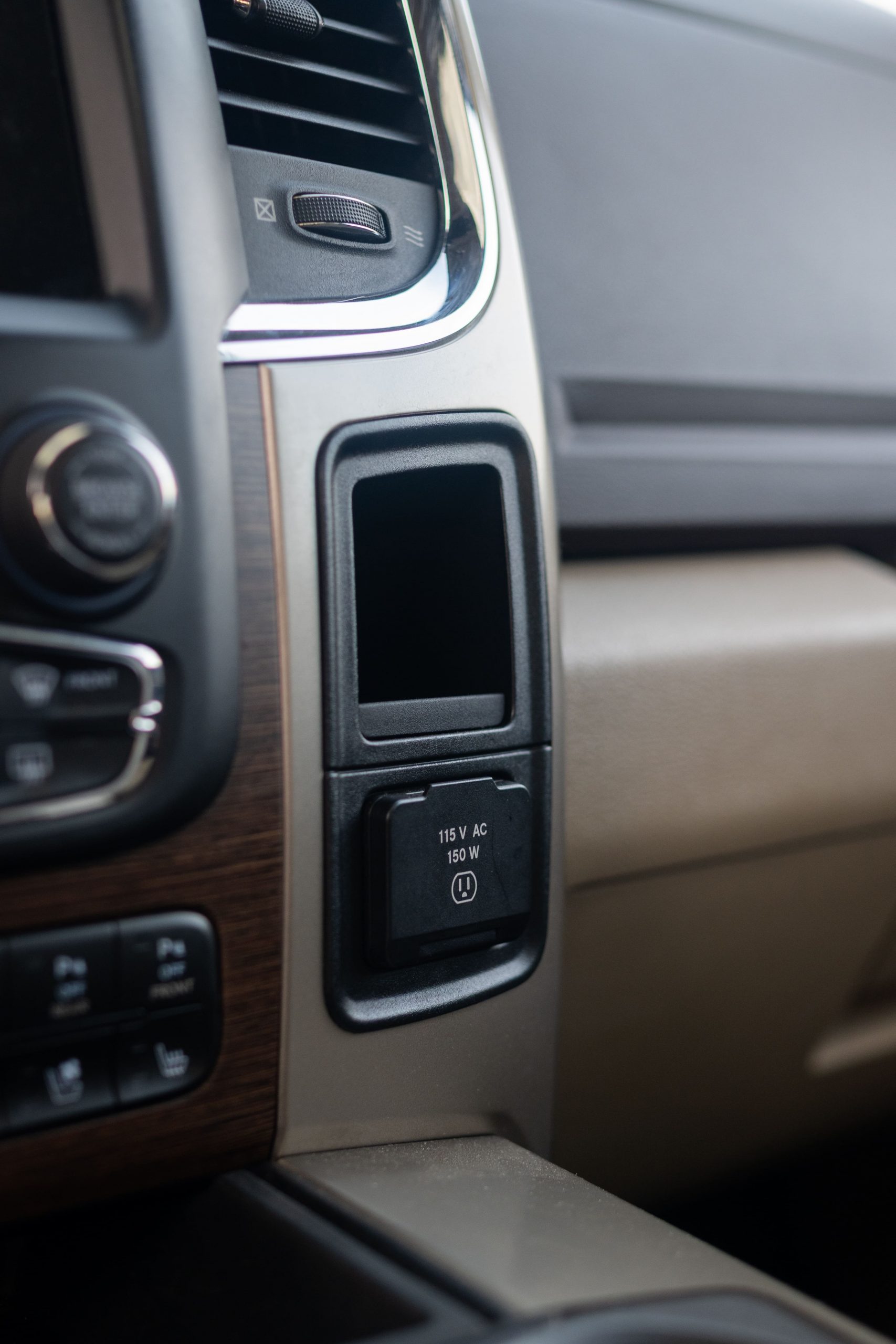 Dodge RAM 1500 Laramie